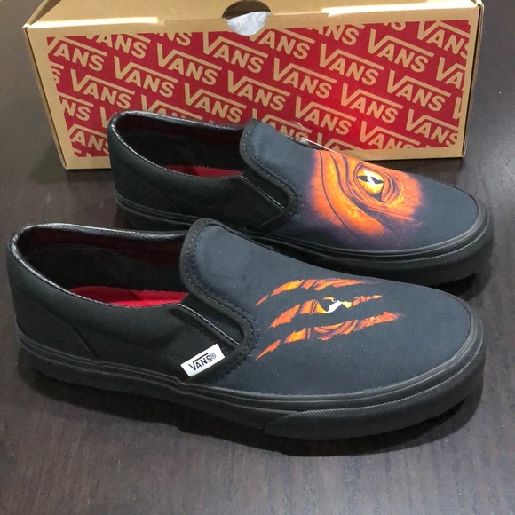 vans slip on dragon